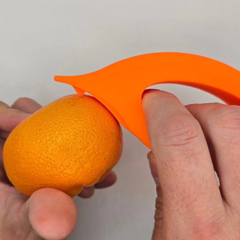ASSISTIVE ORANGE PEELER